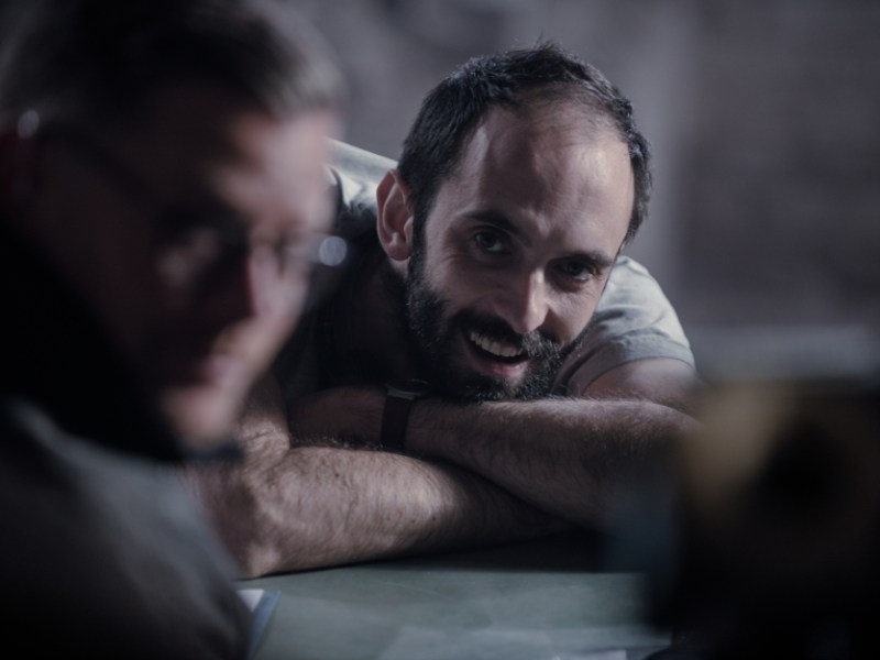 Dave Lambert goes Under&nbsp;Cover